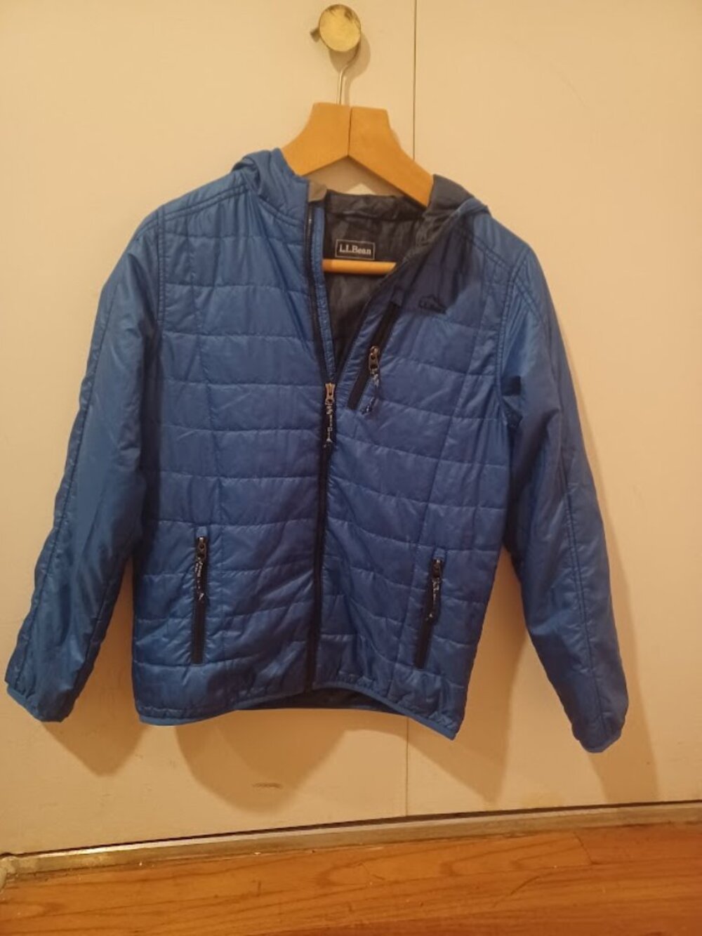 L.L. Bean quilted hooded puffer jacket Youth Size M (10-12)
